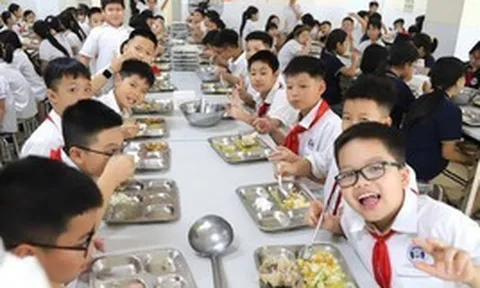 Hà Nội: Yêu cầu rà soát phương án tổ chức bữa ăn bán trú cho học sinh