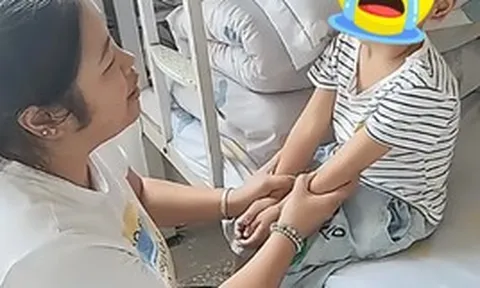 Bức ảnh này có gì mà khiến các chuyên gia giáo dục cũng phải lên tiếng cảnh báo!