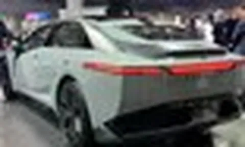 Xe Toyota bán chạy nhất mọi thời đại sắp có màn ‘lột xác’