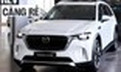 Mazda CX-90 giảm giá hơn 80 triệu tại đại lý: Bản PHEV còn 2,218 tỷ đồng, tăng sức cạnh tranh Palisade, Teramont