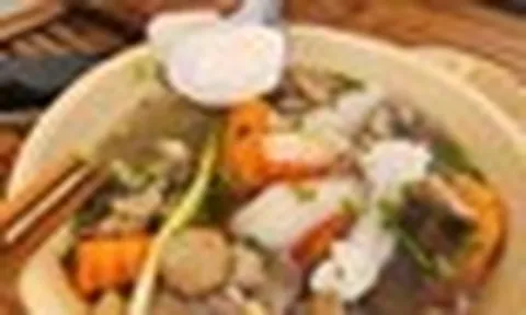 Về miền Tây thưởng thức tô bánh canh 'có một không hai'