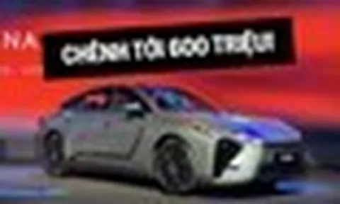 Chênh đến 600 triệu, Lexus ES bản rẻ và đắt nhất khác nhau cỡ nào: Động cơ thay đổi lớn, tiện nghi nội thất khó nhìn ra