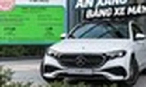 Mercedes-Benz E-Class PHEV giá dự kiến gần 3,4 tỷ đồng tại Việt Nam lộ mức tiêu thụ xăng 'như ngửi': Dưới 2L/100km, tiết kiệm hơn cả Honda Lead