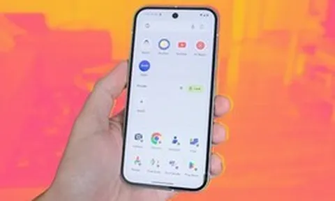 Tất cả người dùng điện thoại thông minh chú ý: Rà soát thiết bị của bạn xem có các ứng dụng này không?