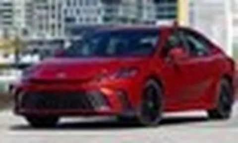 Toyota Camry 2027 ra mắt: Giá quy đổi từ 781 triệu đồng, gần như không đổi thiết kế