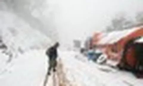 Phát hiện vùng đất miền Trung từng lạnh -8°C, tuyết phủ trắng khiến nhiều người ngỡ lạc vào rừng Bắc Âu