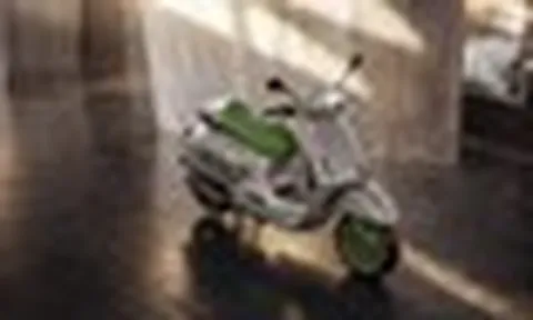 Mẫu Vespa độc bản giá gần 400 triệu, Việt Nam chỉ có 4 chiếc - đánh số từng chiếc một