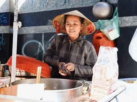 Hẻm ăn vặt Hai Bà Trưng nổi tiếng ở TPHCM đóng cửa sau 12 năm hoạt động