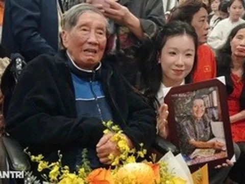 Nhạc sĩ Phạm Tuyên đón tuổi 96: "Cảm động vì vẫn được mọi người nhớ đến"