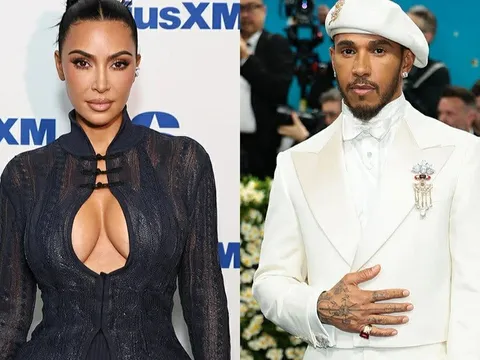 Kim Kardashian mặc hờ hững gợi cảm, tình tứ bên bạn trai kém 5 tuổi