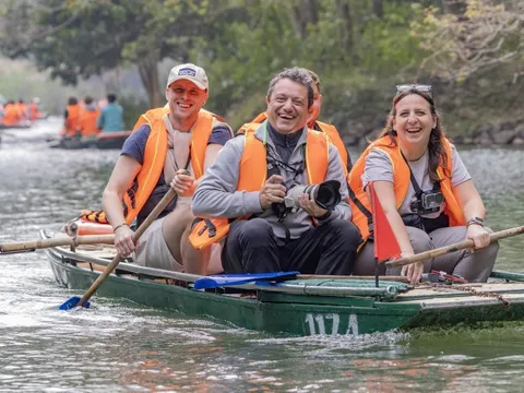 Nhiều điểm du lịch nổi tiếng ở Ninh Bình "nghỉ Tết"