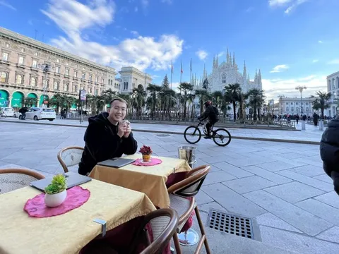 CÀ PHÊ PHỐ: Từ kinh đô đến vỉa hè