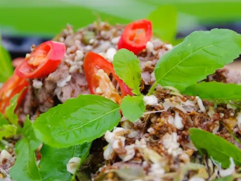 Đặc sản An Giang tên tưởng viết sai chính tả, khách thử một lần thích mê