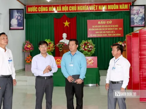 Phó Chủ tịch UBND tỉnh Đinh Văn Tuấn kiểm tra công tác chuẩn bị bầu cử tại các địa phương