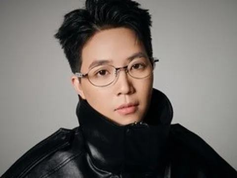 Vì sao Kai Đinh được vinh danh ở thánh địa bóng đá thế giới?