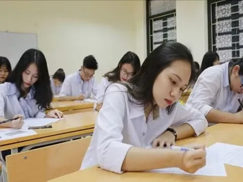 Vì sao phụ huynh, học sinh Hà Nội vẫn “án binh bất động”, chưa chốt nguyện vọng vào lớp 10?