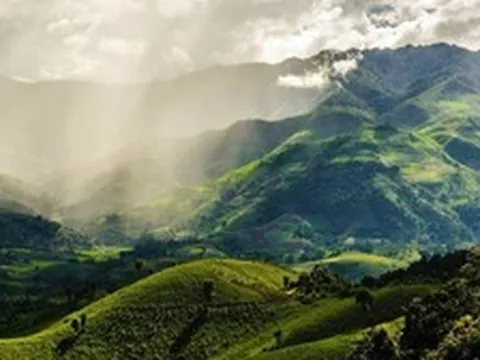 Thị xã ở Việt Nam quanh năm mát mẻ chỉ khoảng 20 độ, hàng vạn người tới đây tránh nóng: 4 năm liền được vinh danh "hàng đầu châu Á"