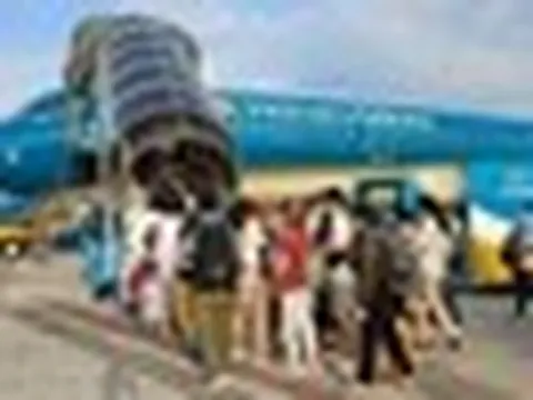 Quyền lợi mà bất cứ ai đi Vietnam Airlines cũng phải biết, được hưởng đặc quyền thương gia, sử dụng phòng VIP