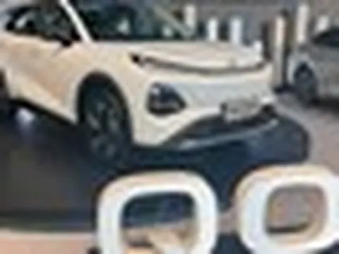 Hãng xe xây nhà máy tại Huế ra mắt SUV cỡ nhỏ: Giá quy đổi 510 triệu đồng, một lần sạc đi 462km