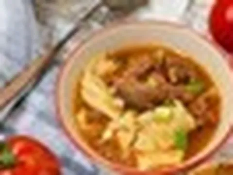 Mẹ tôi thường nấu món này vài lần mỗi tuần, ăn vào mùa hè là "chuẩn bài", nước dùng ngon đến mức lịm tim!