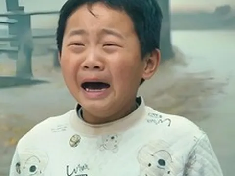 Nói yêu thương con nhưng suốt ngày có 5 câu cửa miệng này, bạn chính là kiểu cha mẹ ĐỘC HẠI nhất