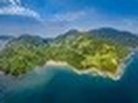 Cảnh tượng tại một bãi biển ở Huế khiến nhiều người bất ngờ, nhận xét: Không tin vào mắt mình