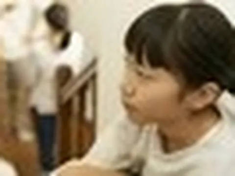 Những đứa trẻ phải sống vất vả, căng thẳng nhất khi trưởng thành phần lớn đến từ 5 kiểu gia đình này!