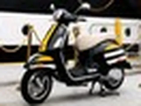 Vespa GTS bản độc nhất vô nhị ra mắt: Lấy cảm hứng từ tàu hải quân 95 năm tuổi, yên xe bọc loại vải đặc biệt chưa từng xuất hiện từ trước đến nay