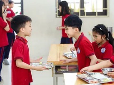 6 xã ở Hà Nội vi phạm trong tổ chức bữa ăn bán trú trường học
