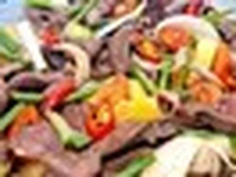 Ở con lợn có 3 phần giàu cholesterol hơn cả thịt mỡ, ăn nhiều “phá” tim mạch: Nhiều người Việt mê, tưởng ăn “sành”