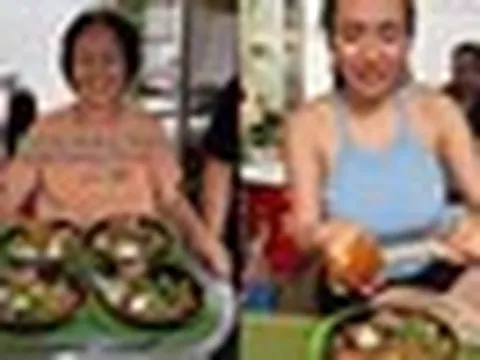 Nhìn cái bàn xếp, cái ghế nhựa trong hẻm ai mà ngờ đây lại là quán Việt ở New York, cho đến khi trả 730.000 cho phần bò né