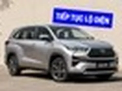 Toyota Innova Cross 2027 lộ nội thất trên đường thử: Màn hình lớn hơn, hứa hẹn nâng cấp hàng loạt tiện nghi