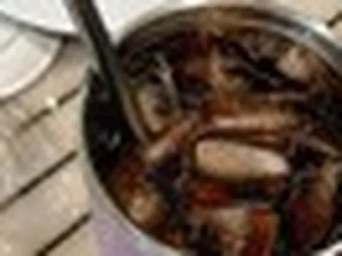 Vì sao KHÔNG NÊN đựng nước ngọt có ga trong bình giữ nhiệt?