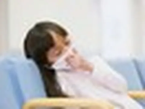Bé gái suýt chết vì ngoáy mũi, bác sỹ cảnh báo 'vùng tử thần' trên mặt