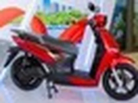 VinFast ra mắt xe máy điện mới: Pin LFP, chạy 160km/sạc, cốp rộng