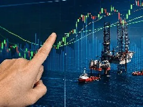Một “ông lớn” xăng dầu sắp chi hơn 1.500 tỷ đồng trả cổ tức, cổ phiếu giảm 1 nửa từ đỉnh
