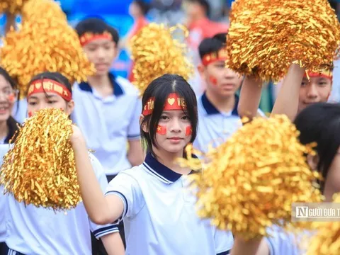 Học sinh được khuyến khích tham gia ít nhất 1 môn thể thao và 1 loại hình nghệ thuật