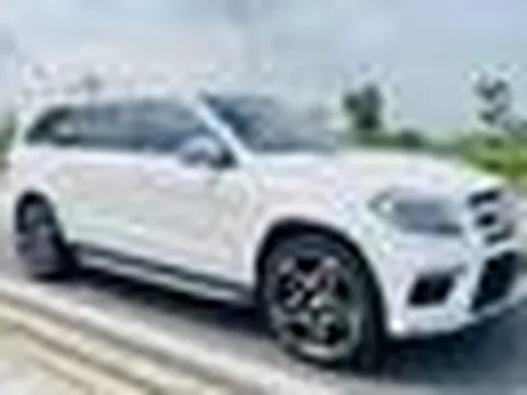 Chiếc Mercedes-Benz này bán lại chưa đến 700 triệu: 7 chỗ phục vụ gia đình, rẻ hơn thị trường cả trăm triệu khiến 'nói chẳng ai tin'