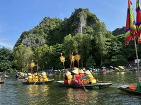 Ninh Bình dẫn đầu cả nước đón lượng khách du lịch cao nhất dịp nghỉ lễ