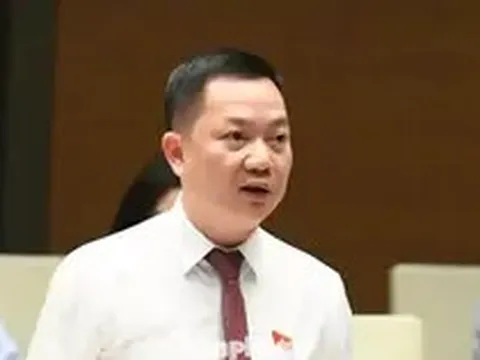 Đề xuất mới về kinh doanh kim cương, bán hợp đồng kỳ nghỉ