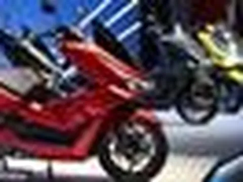 Honda PCX160 2027 trình làng với màn hình TFT và HSTC, đe dọa ngôi vương của Yamaha NVX và Honda SH