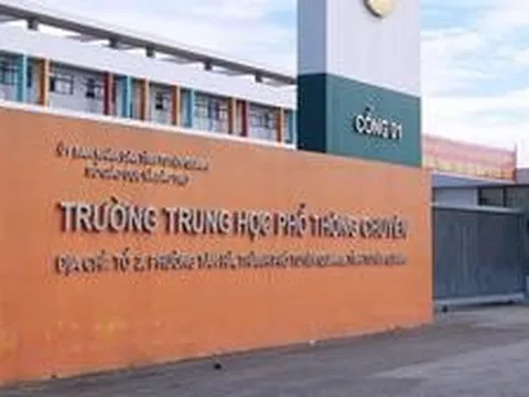 Bộ GD-ĐT trả lời chính thức về việc xét tuyển ĐH của học sinh trong vụ 147 điểm 10 ở chuyên Tuyên Quang
