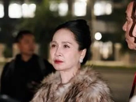 Cuộc sống của nữ NSND vừa lên tiếng về thông tin "thay 3 đời chồng, sắp bỏ NSƯT Đỗ Kỷ"