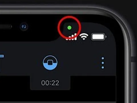 Dấu hiệu iPhone có thể đang bị theo dõi: Đừng bỏ qua những chấm màu này