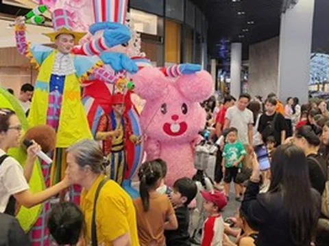 Ngàn nụ cười rạng rỡ tại "thành phố lễ hội thu nhỏ" Gigamall dịp Quốc tế thiếu nhi 1-6