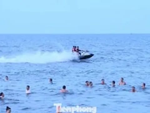 Đình chỉ hoạt động 3 doanh nghiệp mô tô nước ở Cửa Lò
