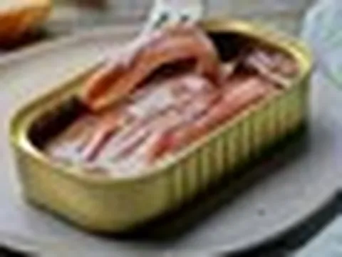 4 loại cá đóng hộp giàu canxi nhất, ăn vài miếng bổ sung còn nhiều hơn uống 1 cốc sữa