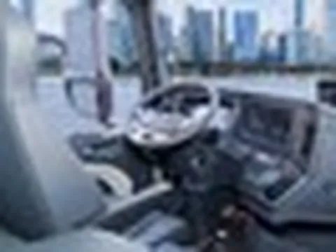 Hãng xây nhà máy ở Huế ra mắt xe điện hạng nặng, tặng trụ sạc giá hơn 1 tỷ đồng khi mua 5 xe