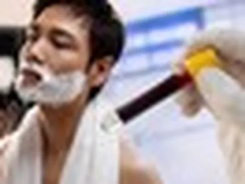 Người đàn ông bất ngờ nhiễm HIV, nguyên nhân được cho là từ một thói quen rất nhiều người có