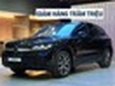 Loạt xe giảm giá hàng trăm triệu đồng, có mẫu hạ tới 360 triệu nhưng phải đánh đổi